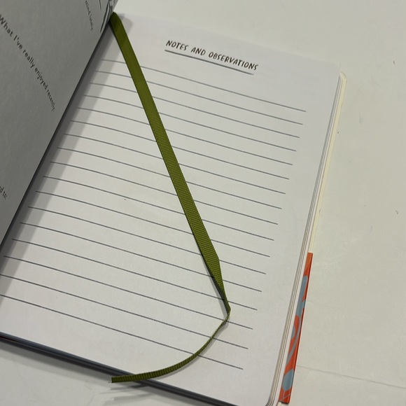 Em & Friends "Thanks" Guided Journal - Picture 7 of 14